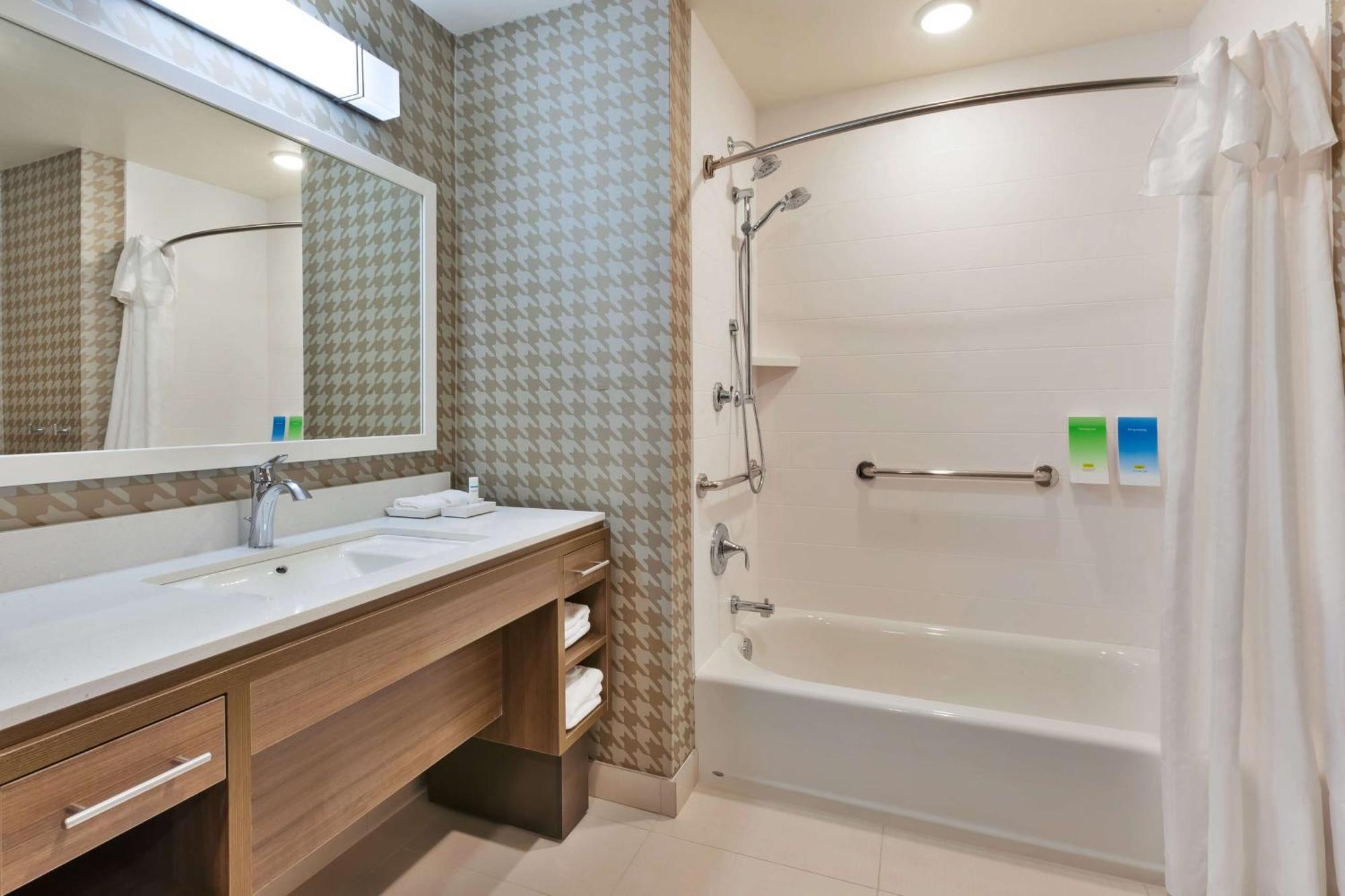 Home2 Suites By Hilton Grand Blanc Flint, Mi Buitenkant foto